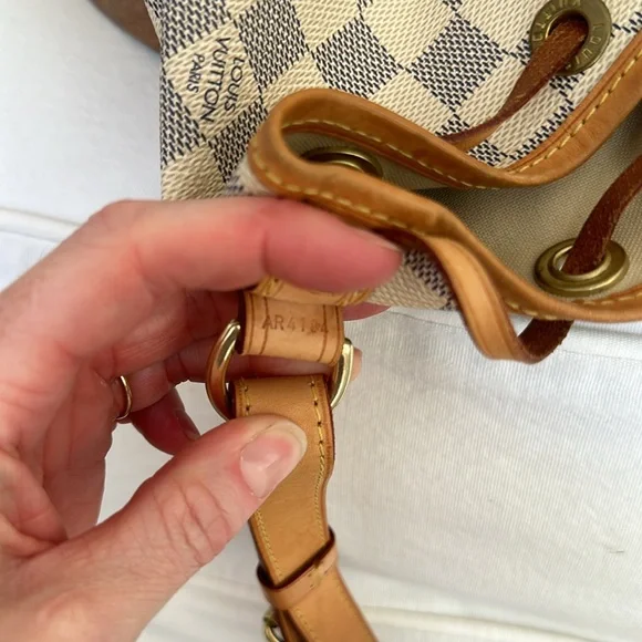 Louis Vuitton Damier Azur Noe - Picture 15 of 16